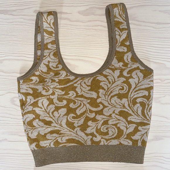 Sandro gold and white, two piece shorts and crop top - Picture 3 of 9